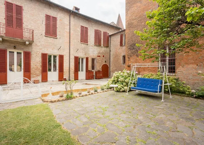 Alloggio in famiglia Palazzo Sabbioni Del Conte Elegant In Old Monastery Center Ferrara